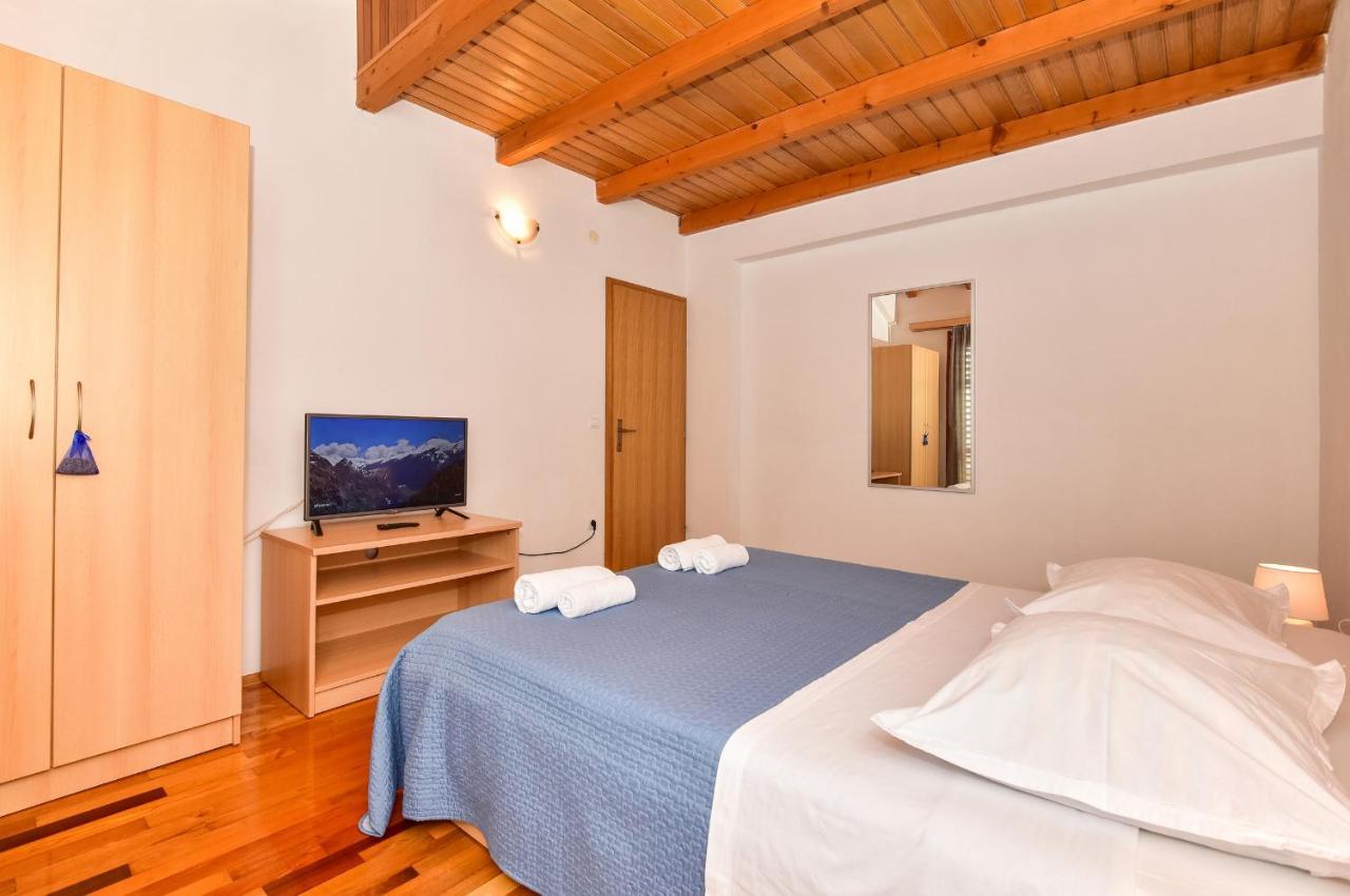 Apartman Mate *